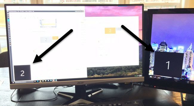 dual monitors identify